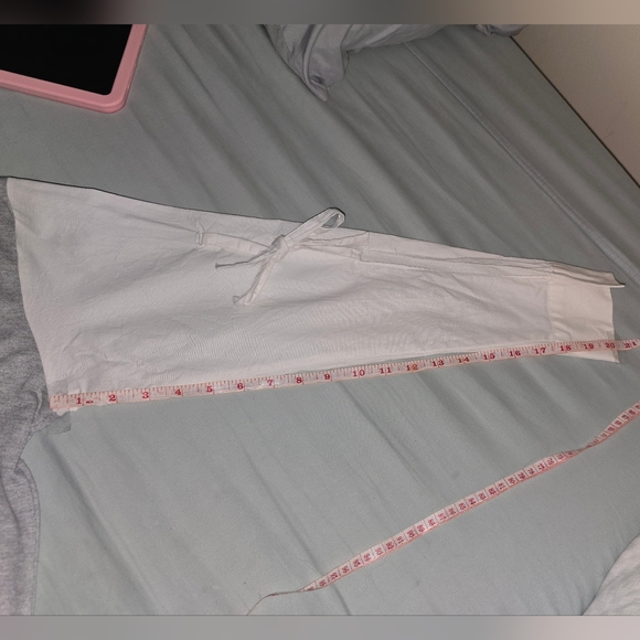 Timing: 90's like Top w/ Dress Shirt Sleeves, Long or roll up w/tie accent - Picture 6 of 10